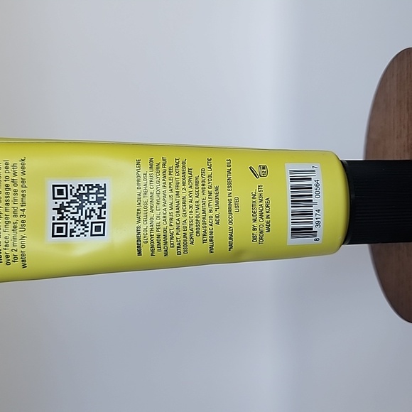 NudeStix Lemon-Acid Detox & Glow Micro-Peel - Picture 6 of 7